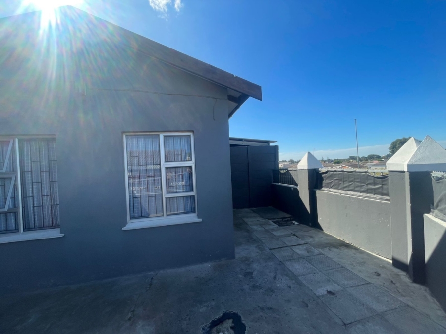 3 Bedroom Property for Sale in Beacon Valley Western Cape